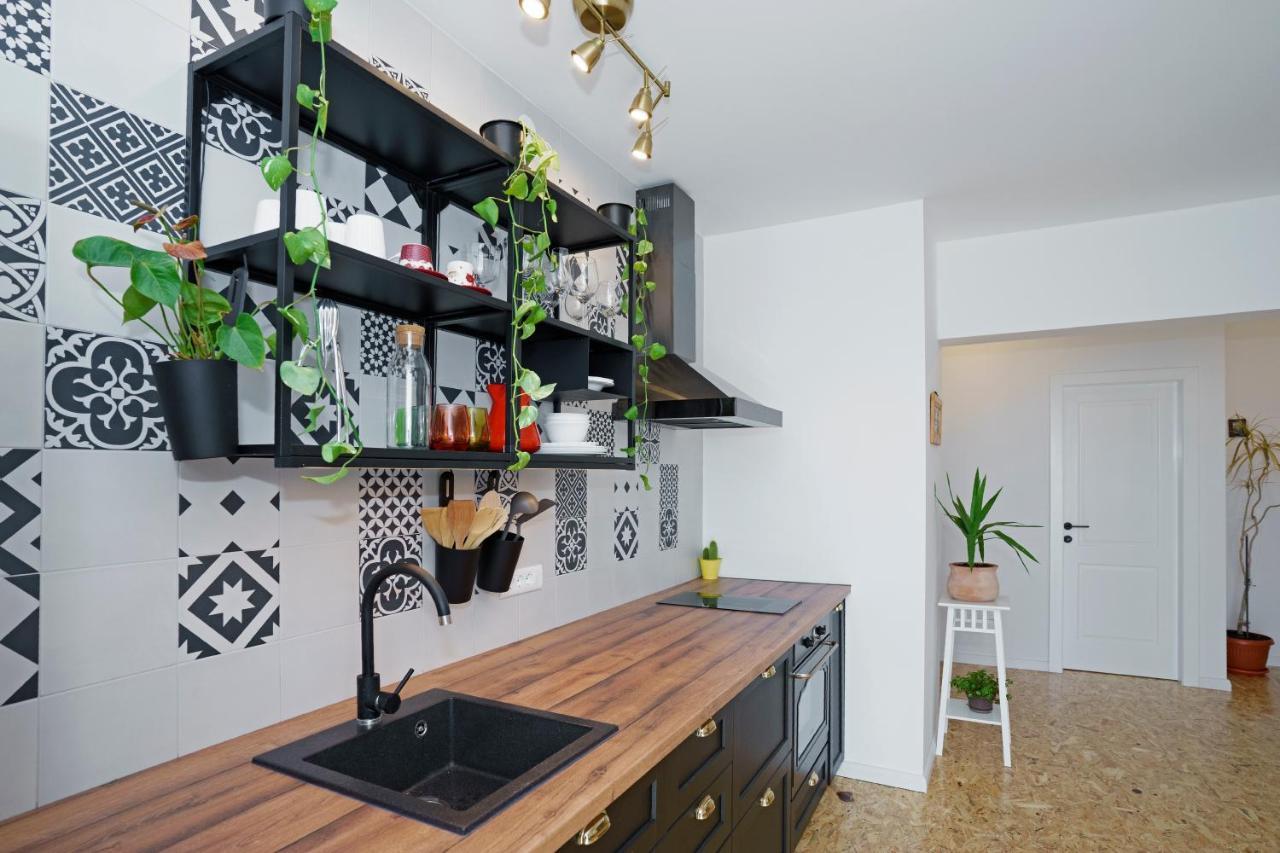 4-Star Apartments Bianco Kaštela 外观 照片