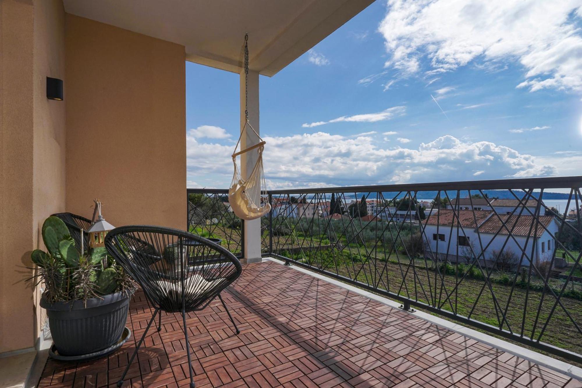 4-Star Apartments Bianco Kaštela 外观 照片