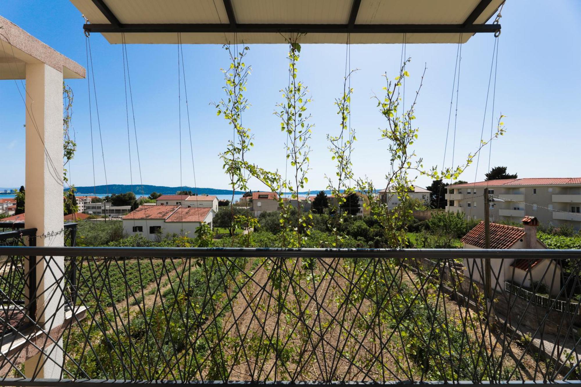 4-Star Apartments Bianco Kaštela 外观 照片